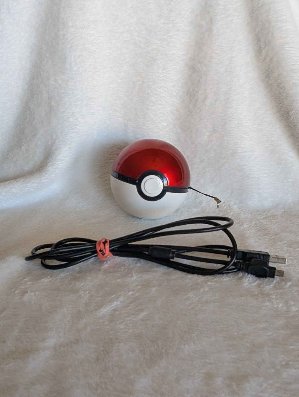 ⚡️ MUST-HAVE Pokémon Poké Ball Power Bank / Portable Charger ⚡️
